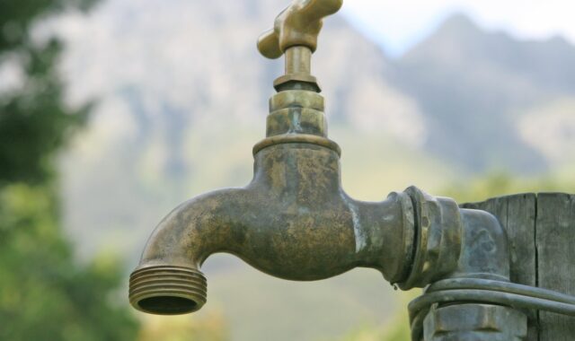background, free background, clean, connection, mac wallpaper, connector, wallpaper 4k, dingy, drip, windows wallpaper, drop, environment, estate, fall, free wallpaper, faucet, fresh, garden, desktop backgrounds, laptop wallpaper, h20, hd wallpaper, hose, full hd wallpaper, household, irrigate, metal, natural, nature, old, outdoors, plumb, plumber, plumbing, pour, seep, shiny, spigot, spout, wallpaper hd, spray, 4k wallpaper, spring, stopcock, cool backgrounds, summer, tap, valve, water, beautiful wallpaper, 4k wallpaper 1920x1080, wet