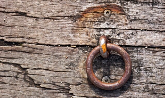 fastening, ring, metal, attach, metal ring, wood, bohlen, board, old, eyelet, connection, weathered, rusty, rust