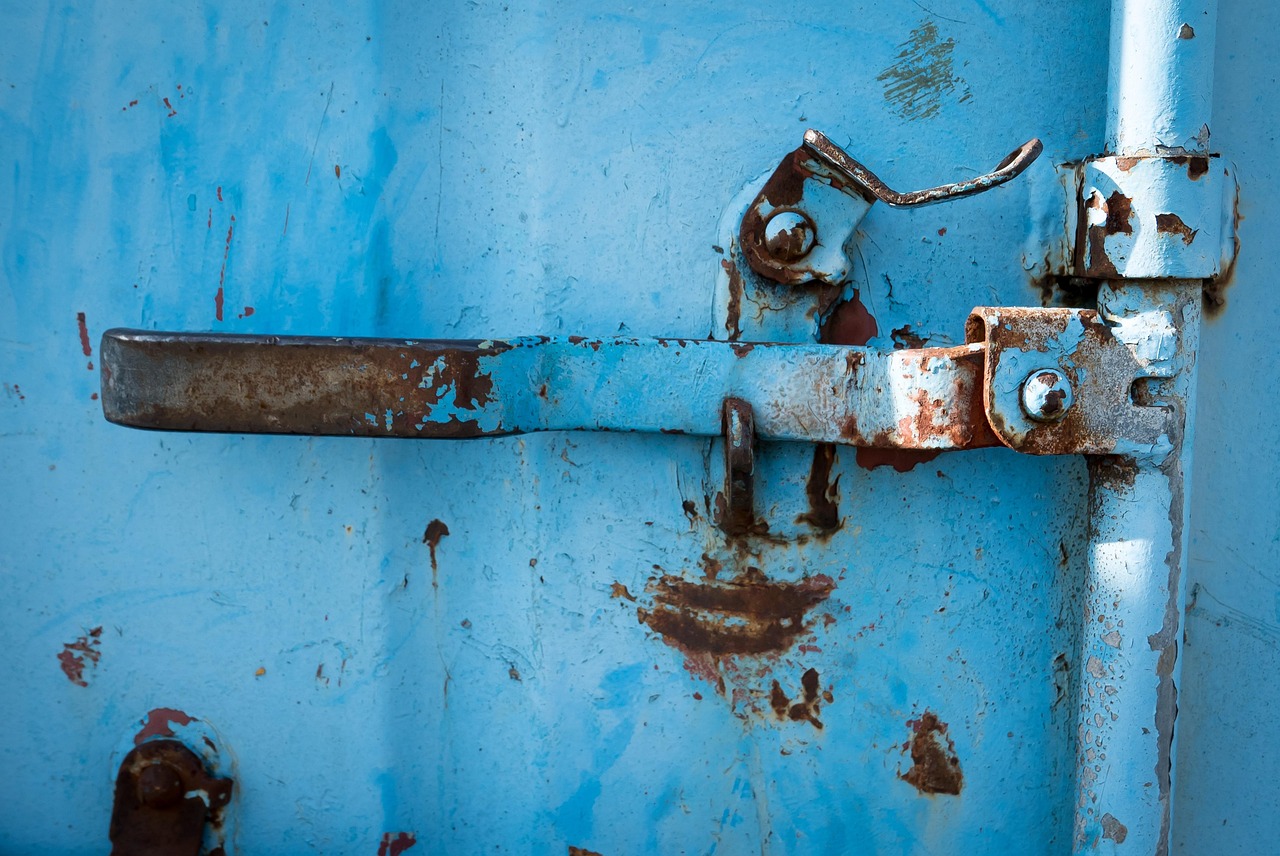 lever, metal, handle, door handle, rusted, door knob, jack, fitting, blue, rusty, rust, entrance, old, transport, container, lever, lever, lever, lever, lever